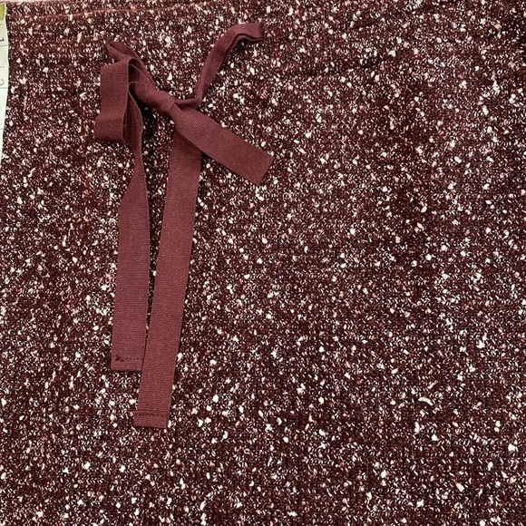 LOFT Burgundy Tweed Sweater Skirt EUC - Picture 9 of 9